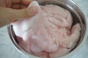纯白色猪油（中式糕点开酥神器）详细步骤的做法 步骤3
