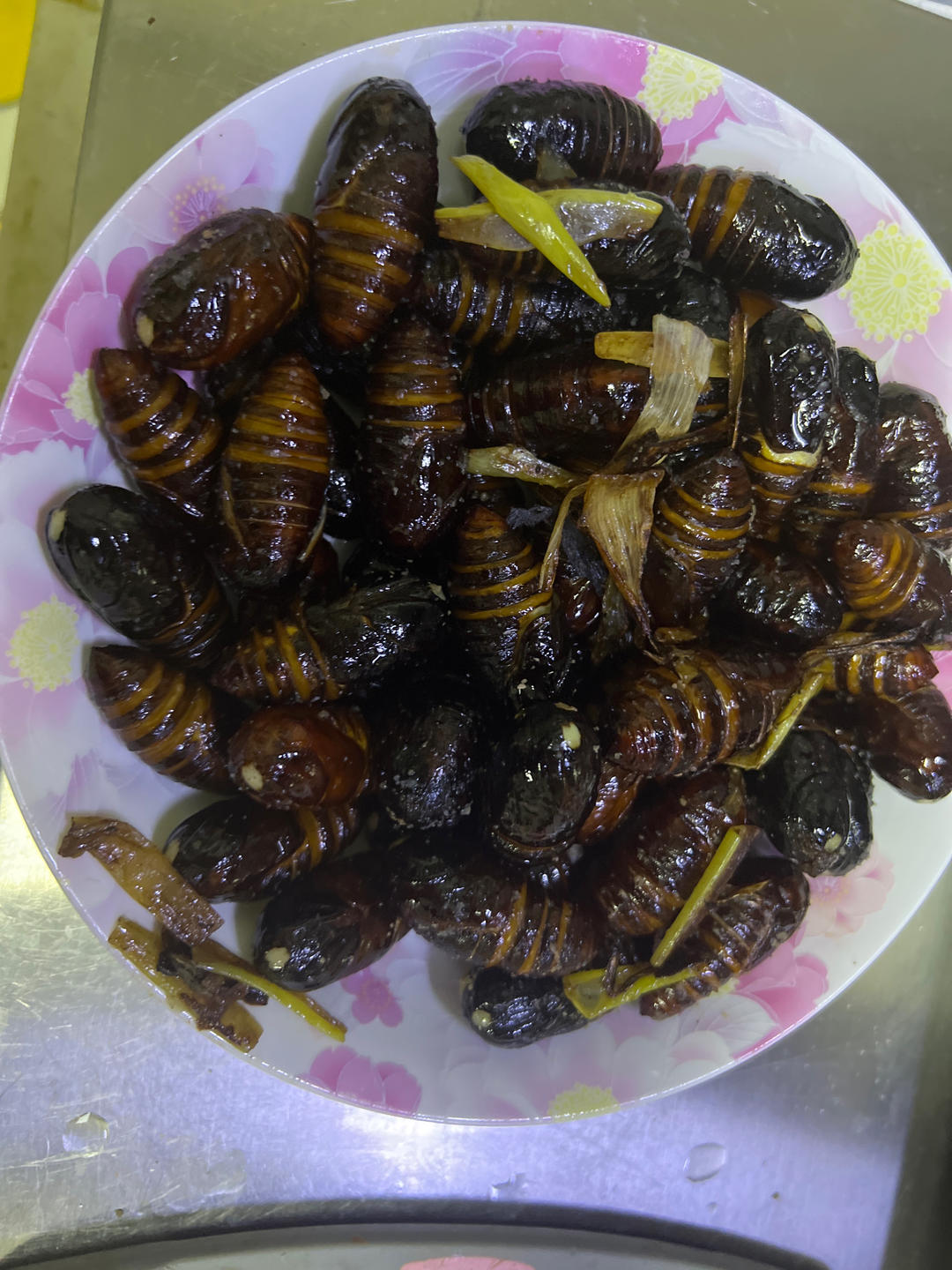 干炒蚕蛹、蝉蛹、茧蛹