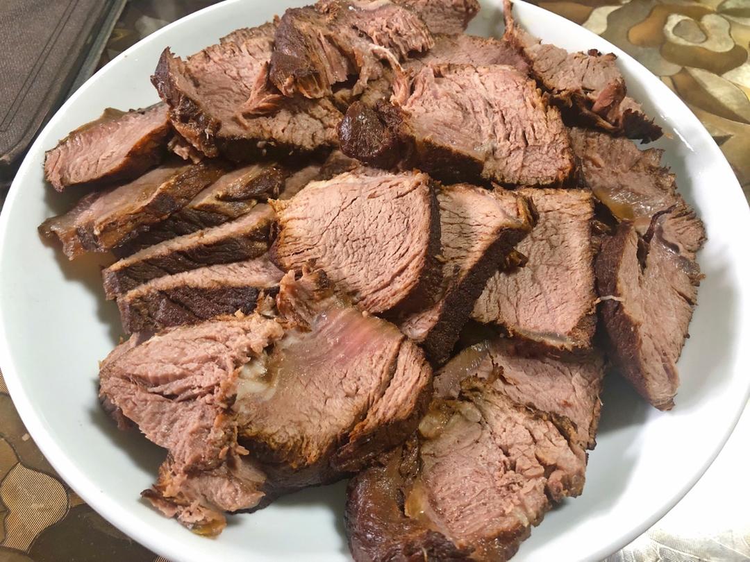 卤牛肉