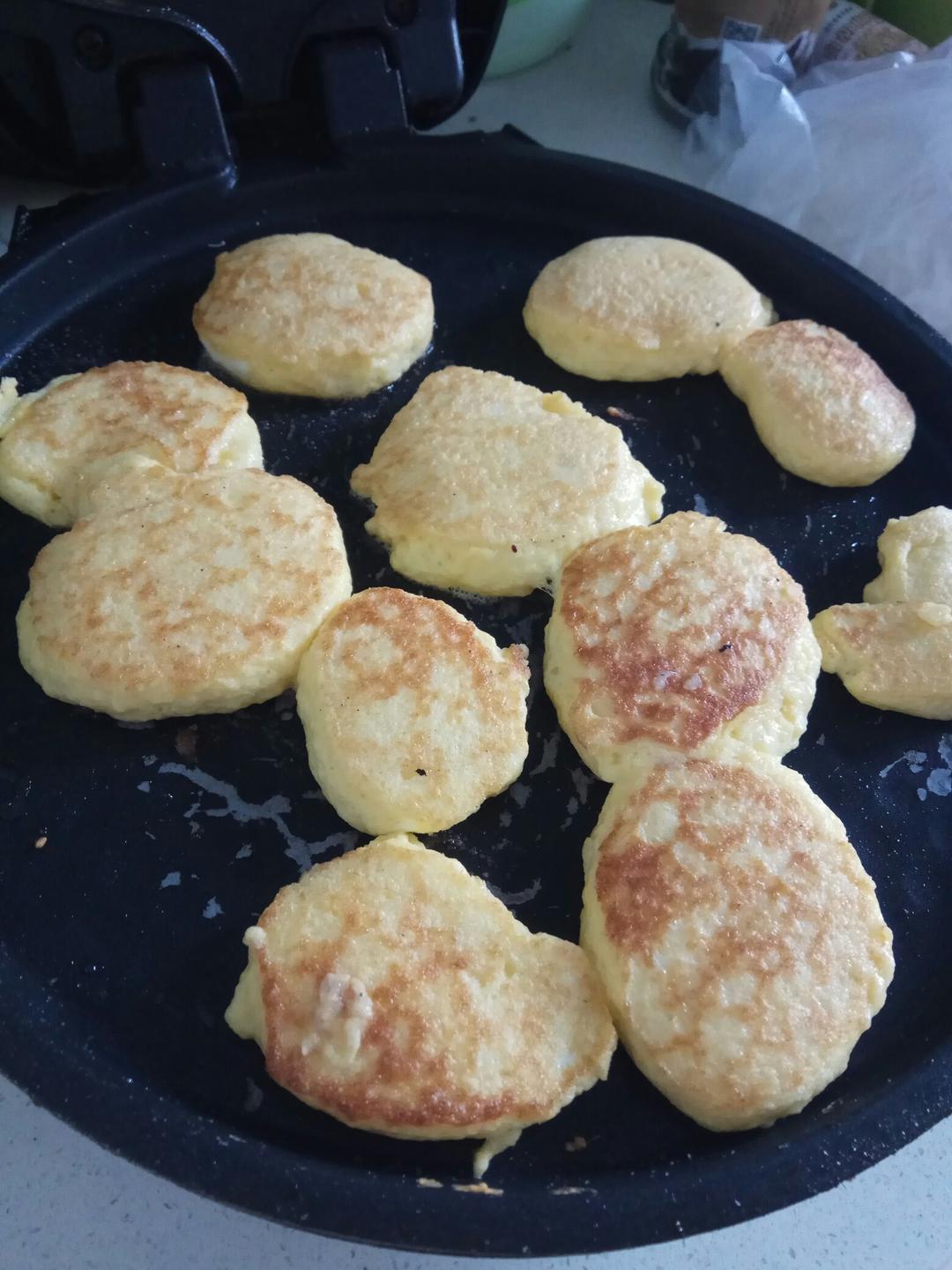 宝宝辅食：黄金小煎饼（8m+）