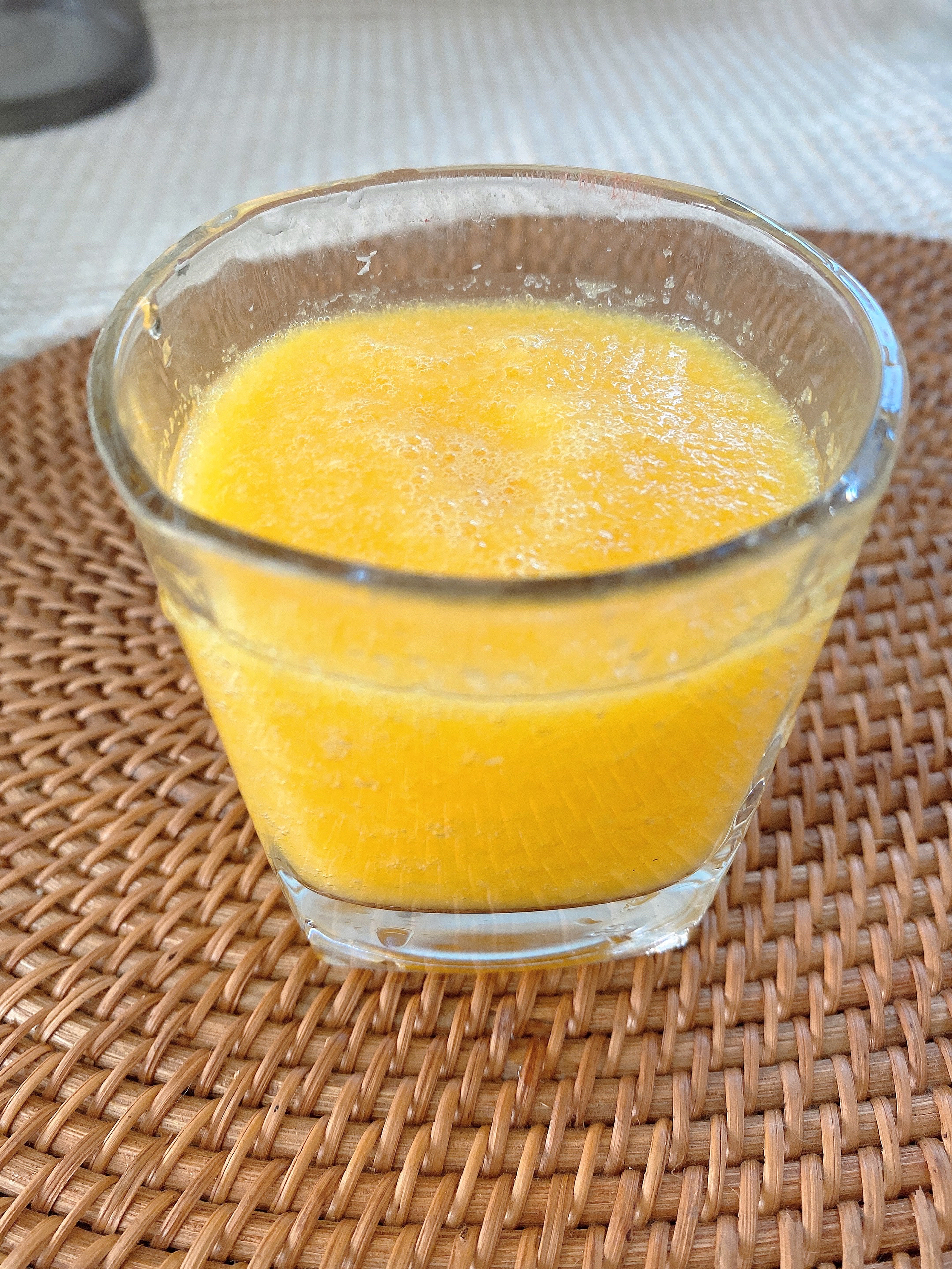 3分钟极简版鲜榨橙汁🍊的做法 步骤3