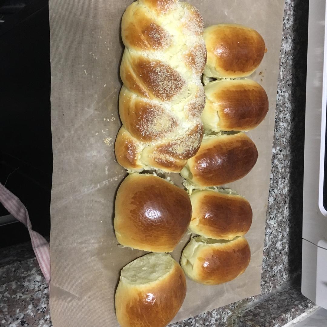 软到不知所措的牛奶卷