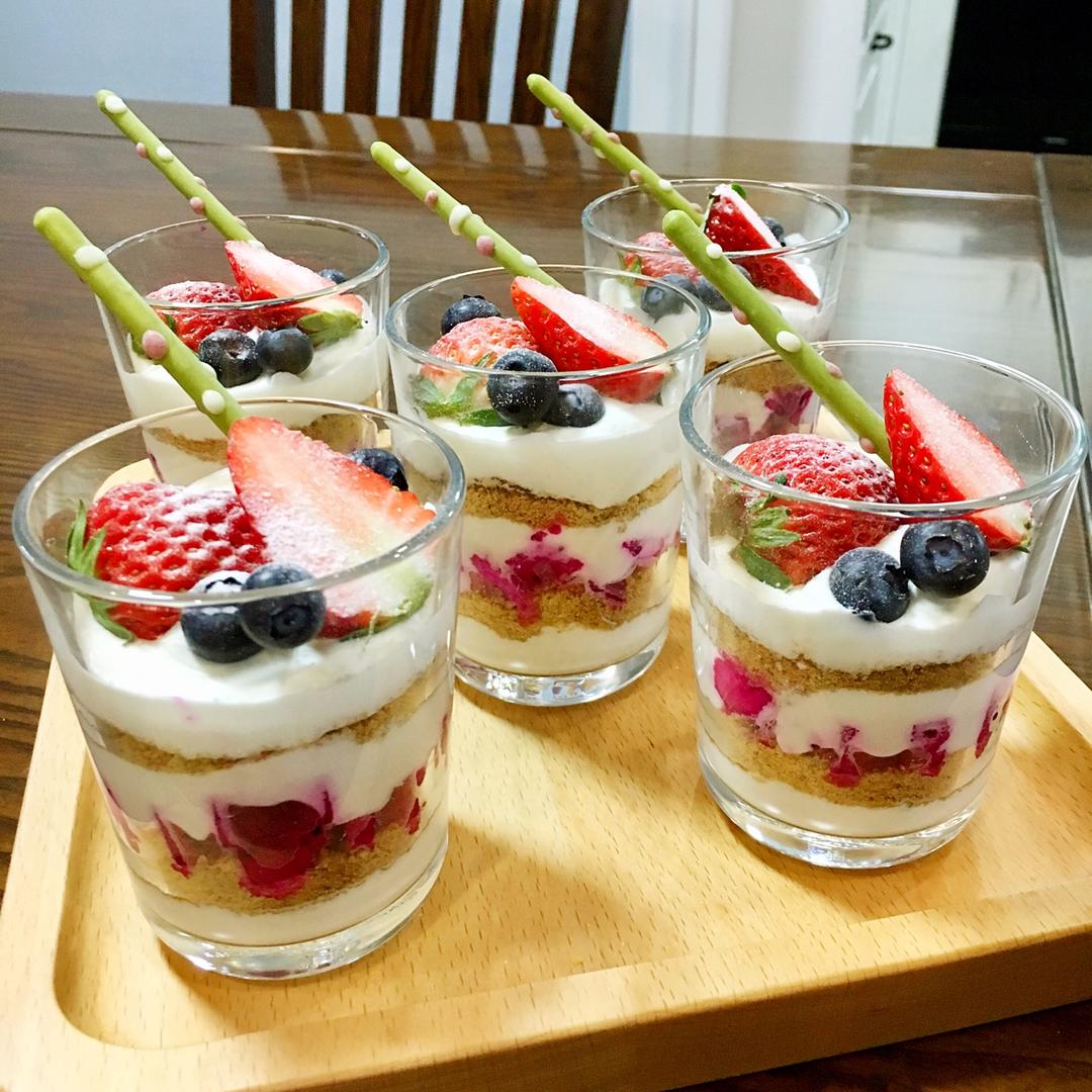 吃货咖菲豆做的木糠杯——好吃易做的甜品