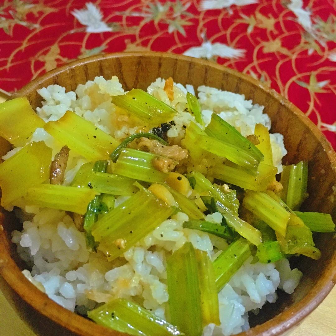 芹菜炒肉