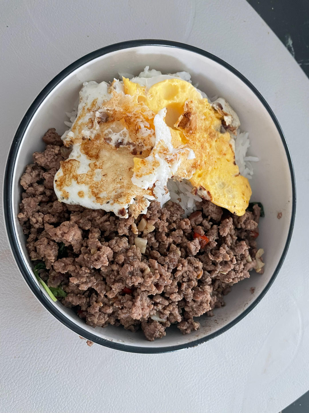饭扫光—泰式金不换猪肉碎