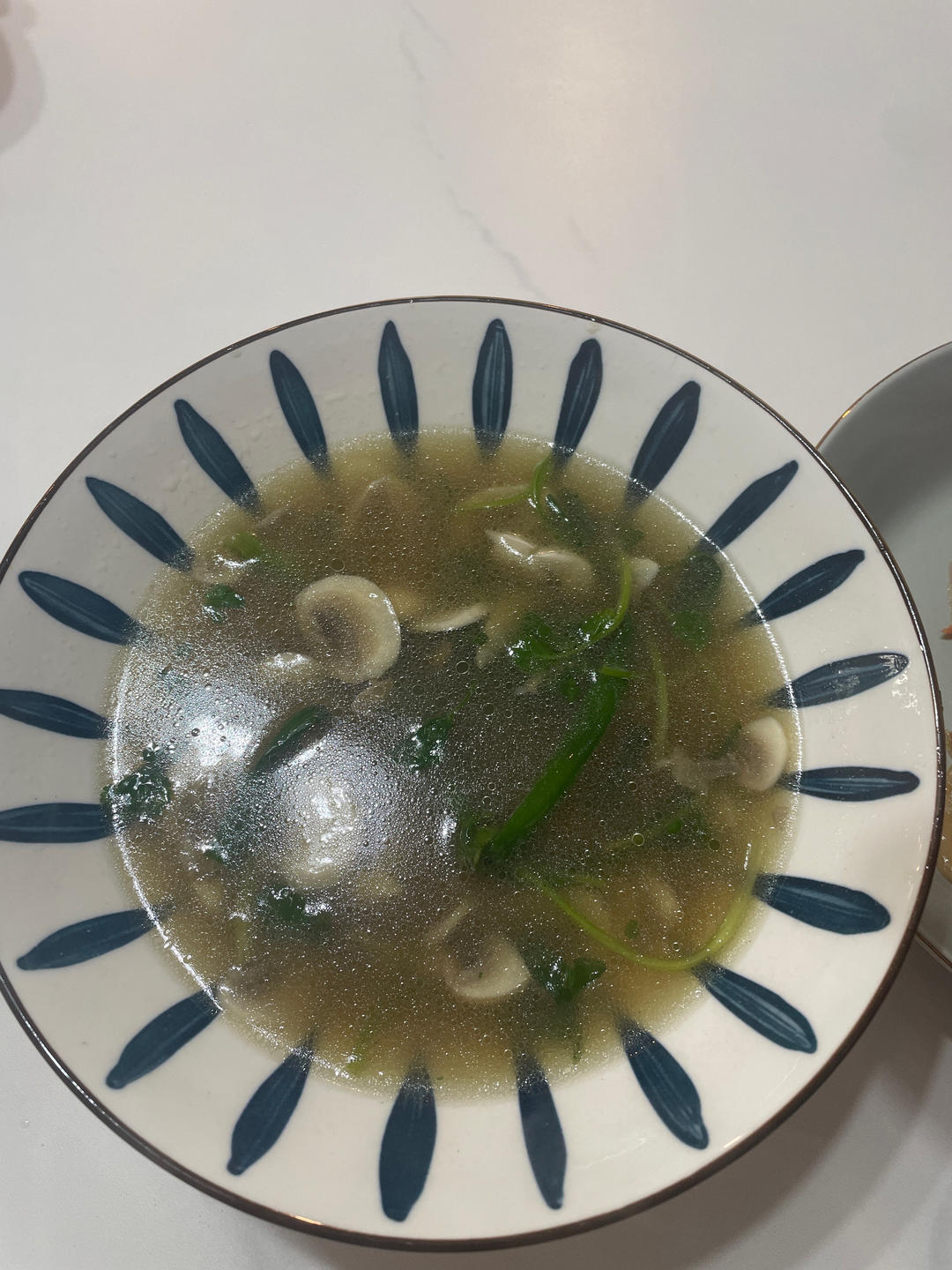明明是素汤 却鲜得像鸡汤一样的「口蘑汤」