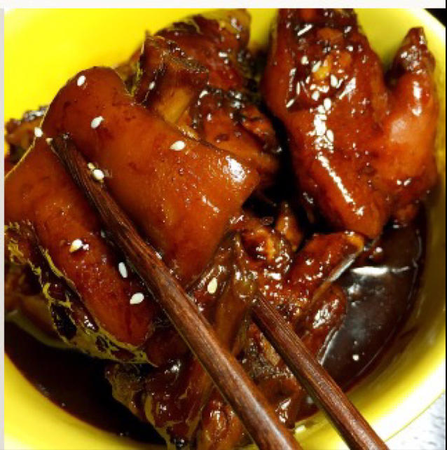 秘制啤酒烧猪蹄