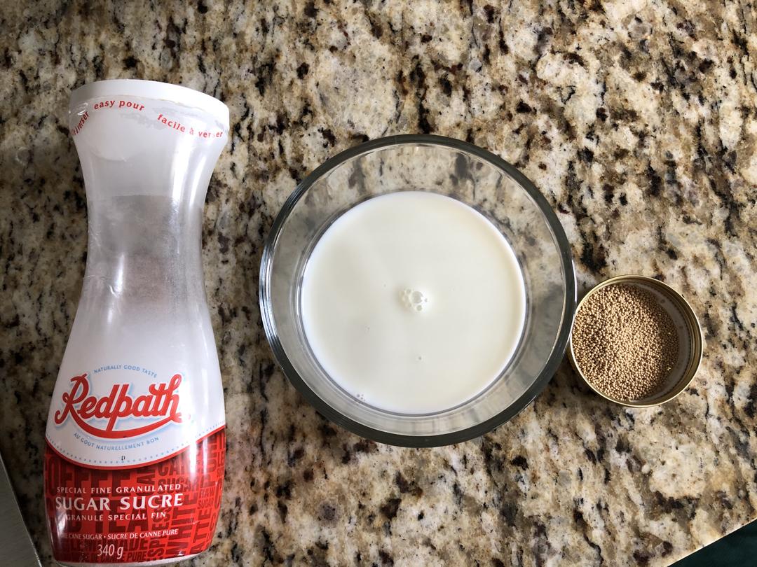 纯奶手撕吐司的做法 步骤1