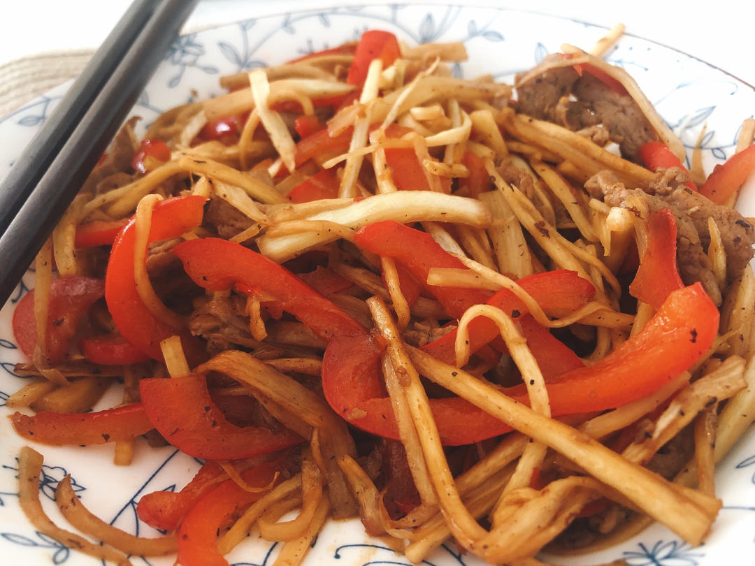 茭白青椒炒肉丝