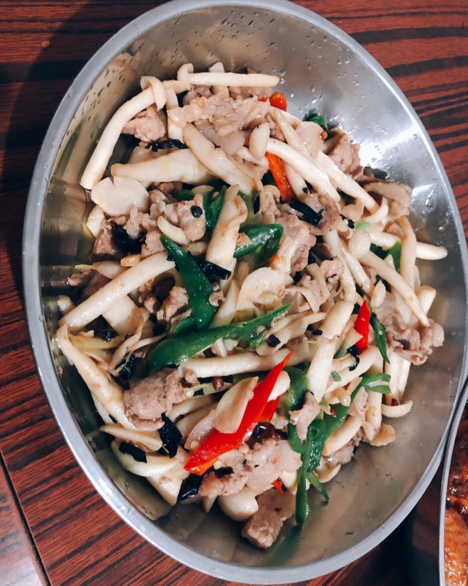 白玉菇炒肉
