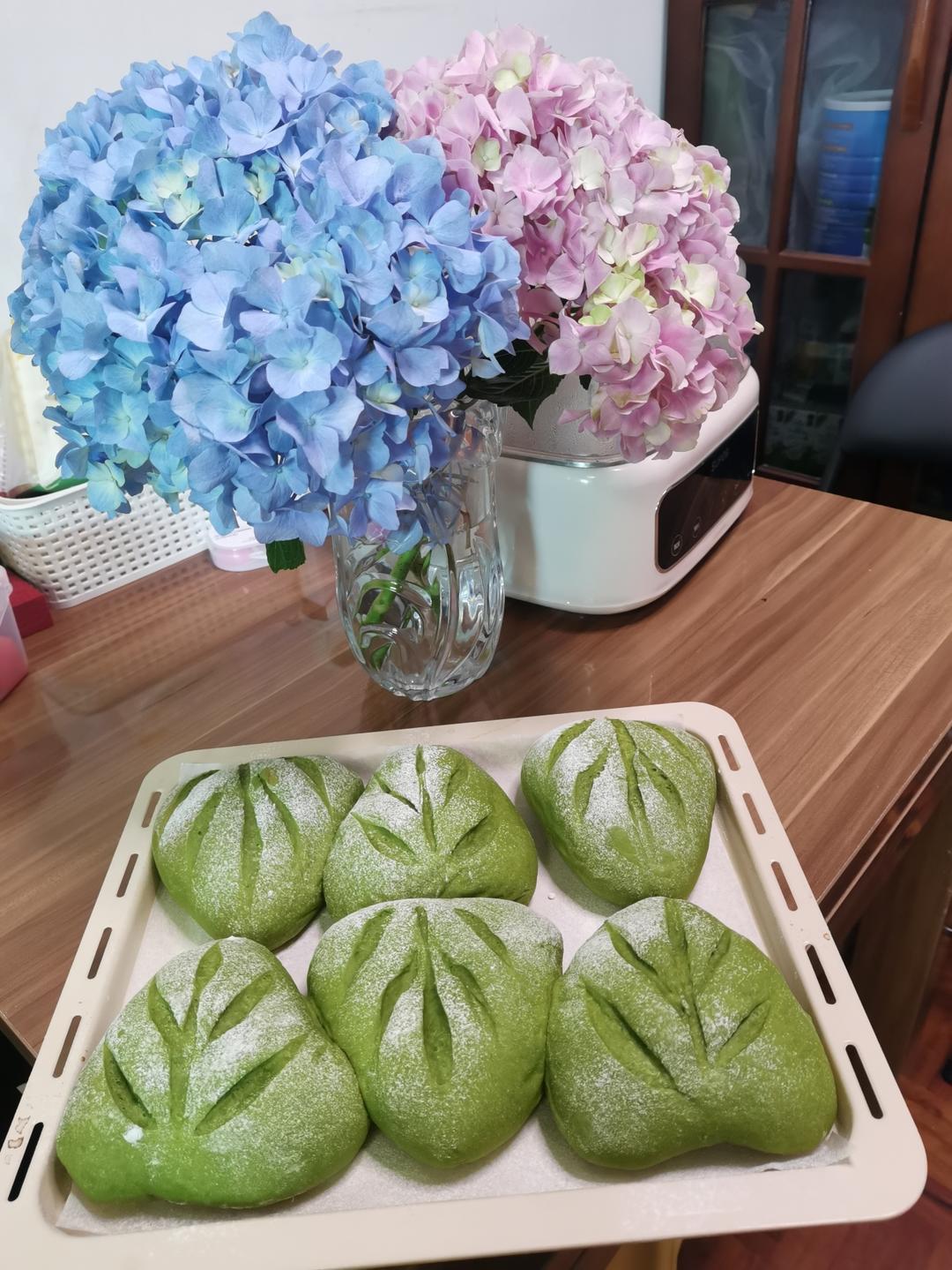 抹茶蜜豆软欧包