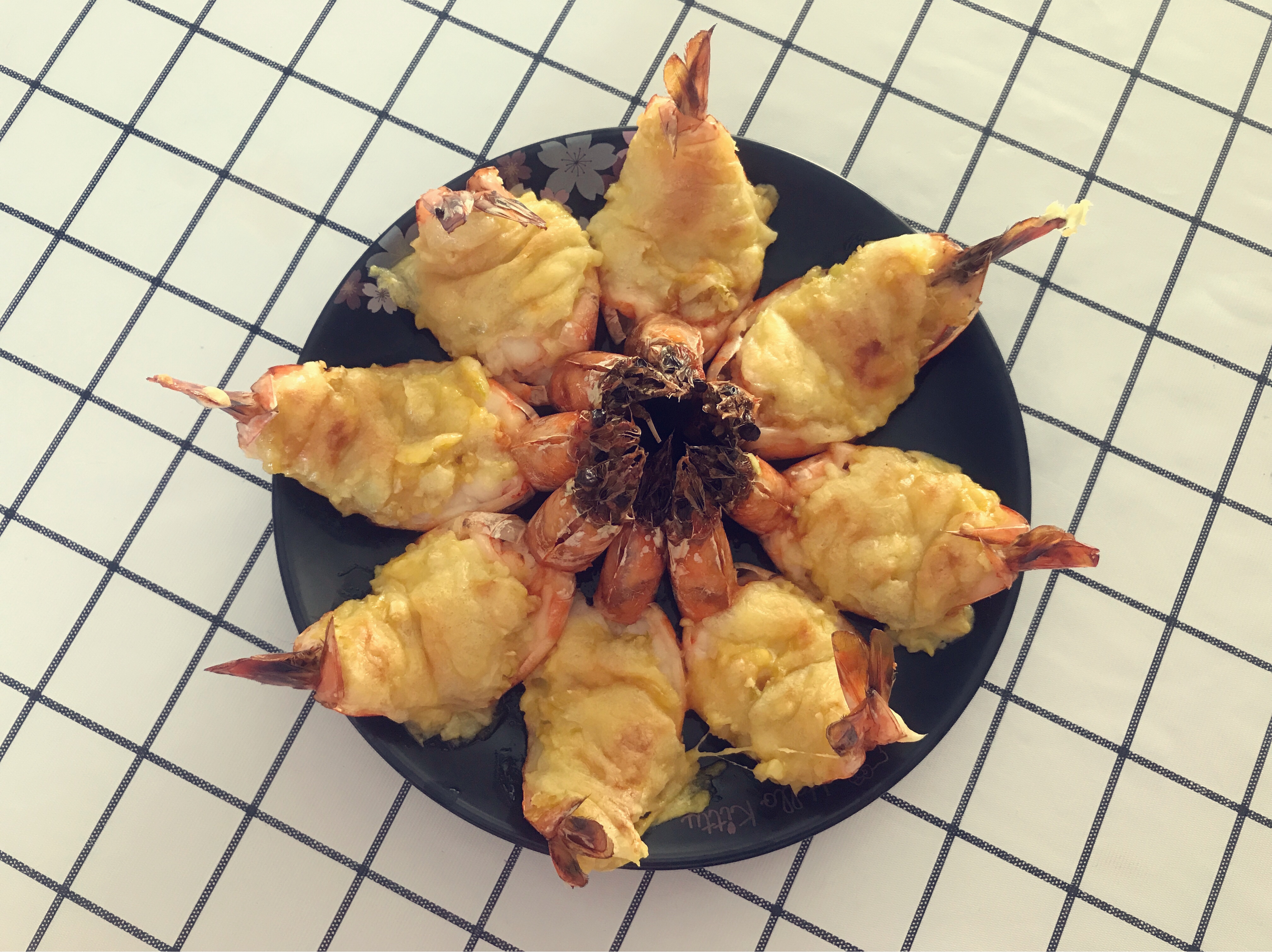 超简单的蒜蓉焗黑虎虾的做法