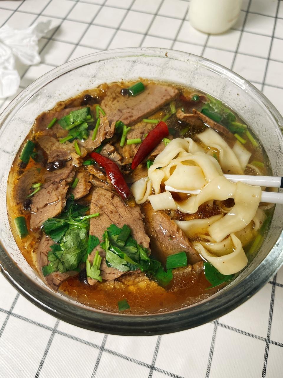 浠水牛肉面的做法