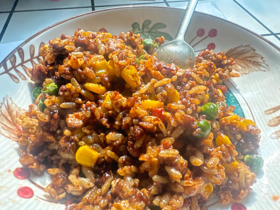 肉末三色炒饭