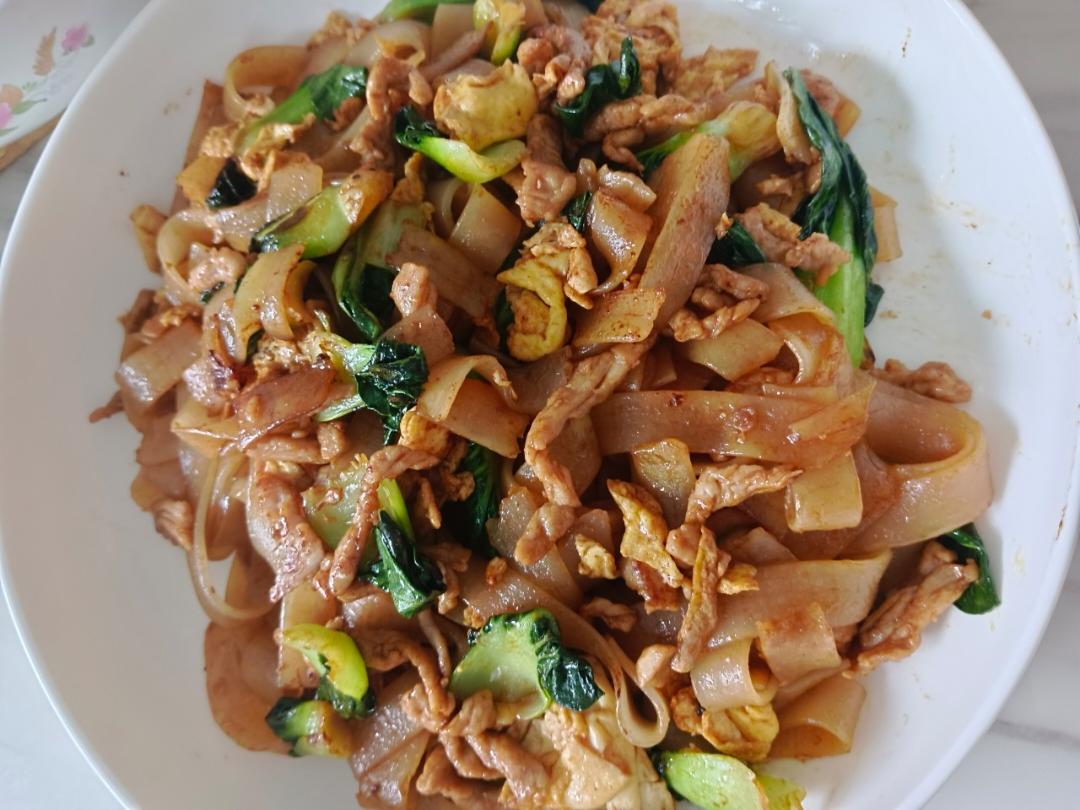 炒河粉