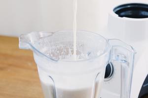 栗子豆乳热饮的做法 步骤5
