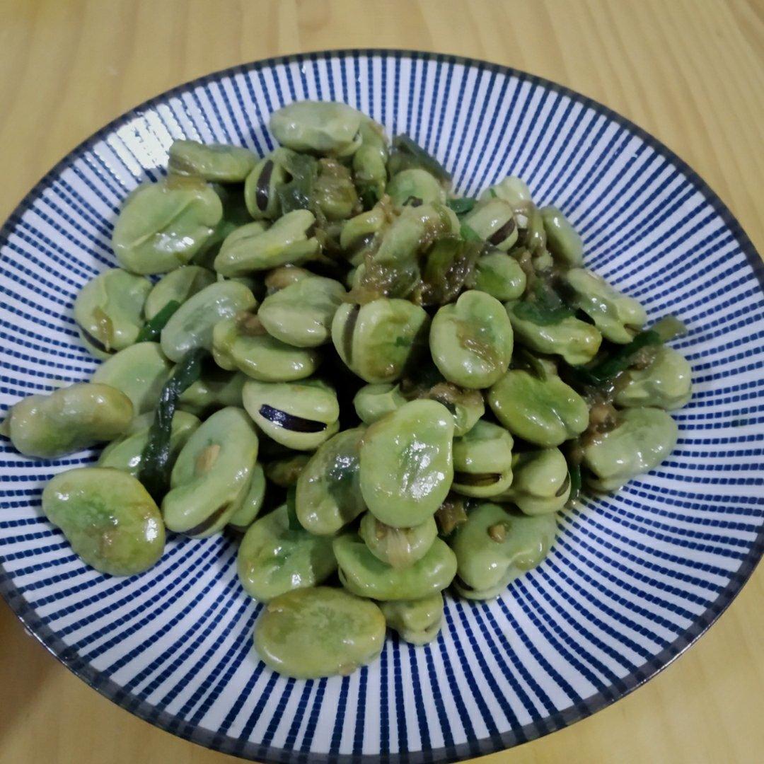 无比鲜美的葱油蚕豆