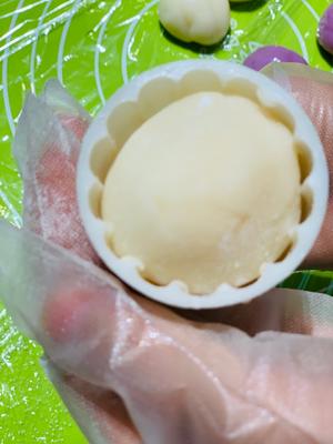 冰皮月饼（奶黄榴莲馅儿，太香啦）的做法 步骤19