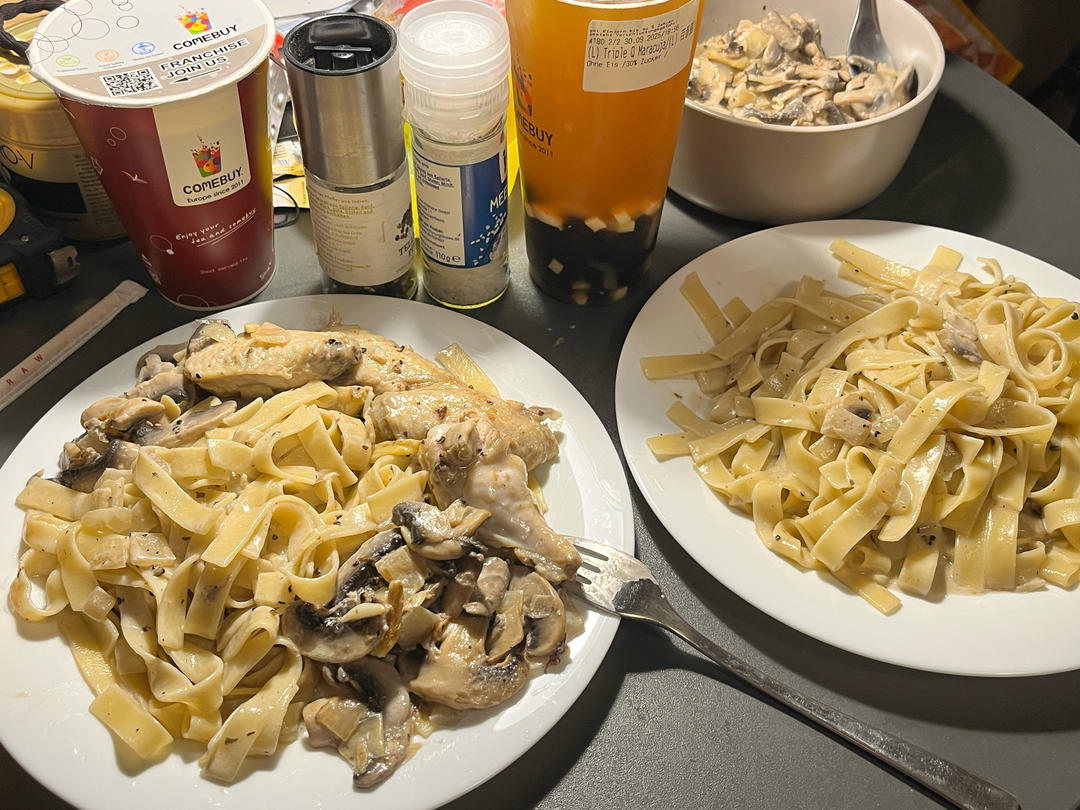 丝滑奶油蘑菇鸡