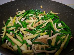 下饭菜—韭菜花虾米小炒皇的做法 步骤8