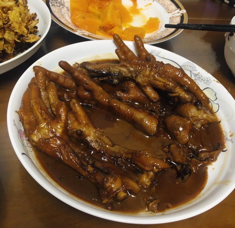 “销魂”卤鸡爪