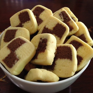 双色小棋格饼干