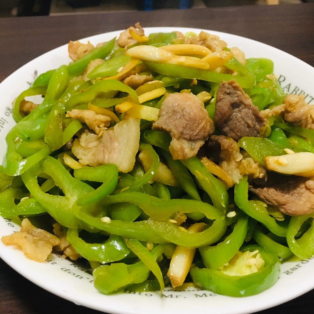 厨师长教你：“青椒肉丝”的正宗做法，色香味俱全