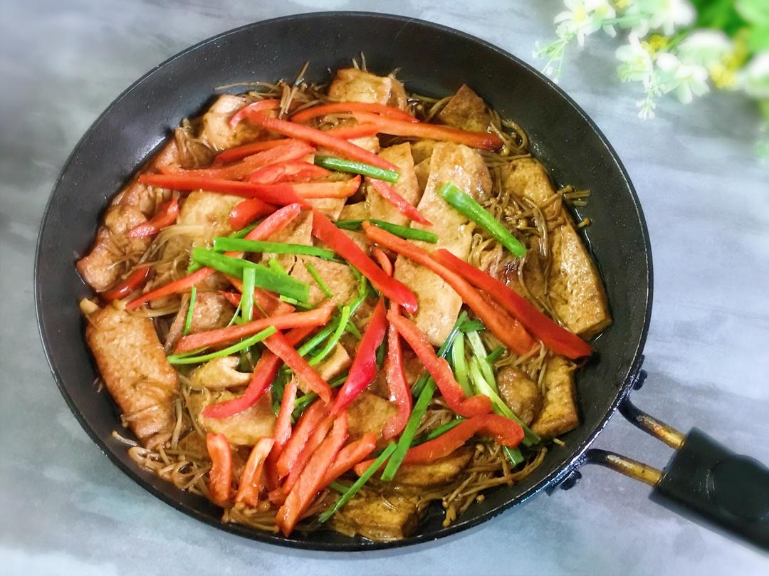 金针菇焖豆腐