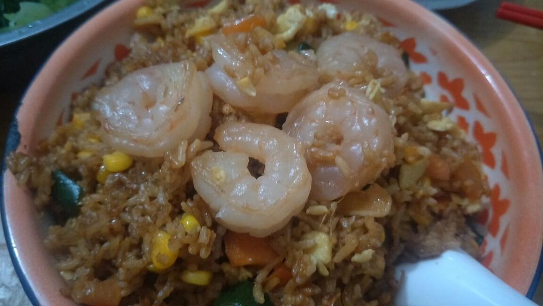 鲜虾炒饭