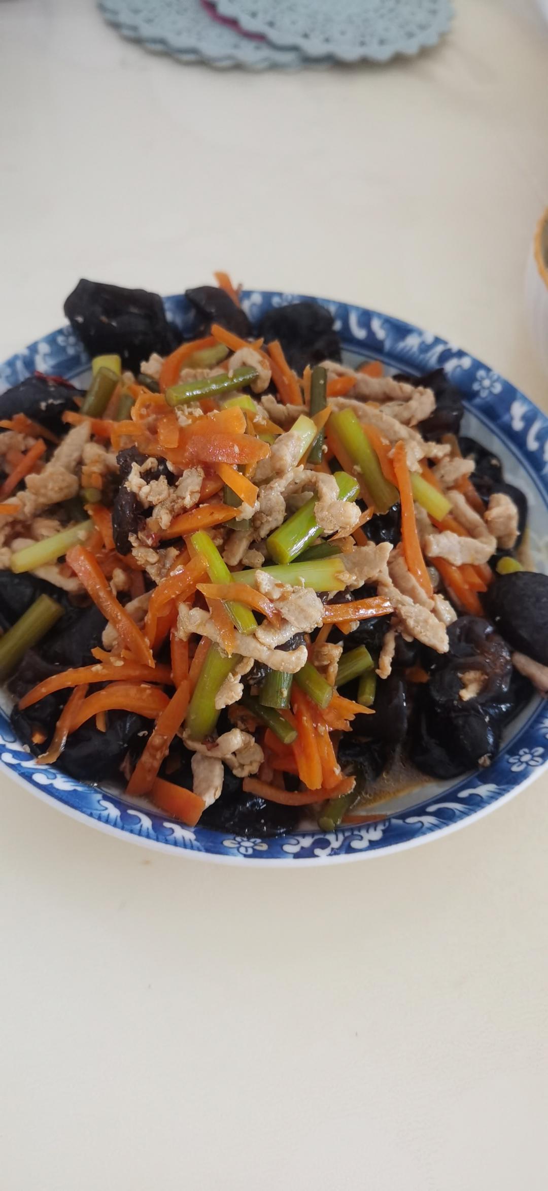 【原创】超下饭的家常川菜-鱼香肉丝（北方口味改良版）