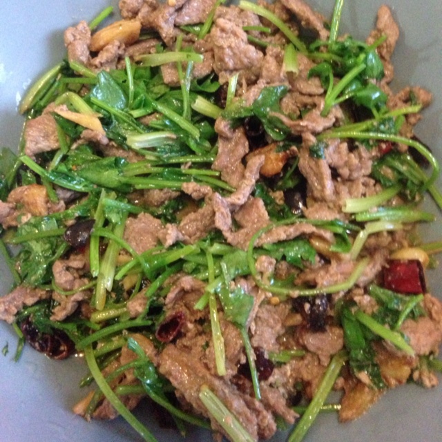 香菜炒牛肉丝