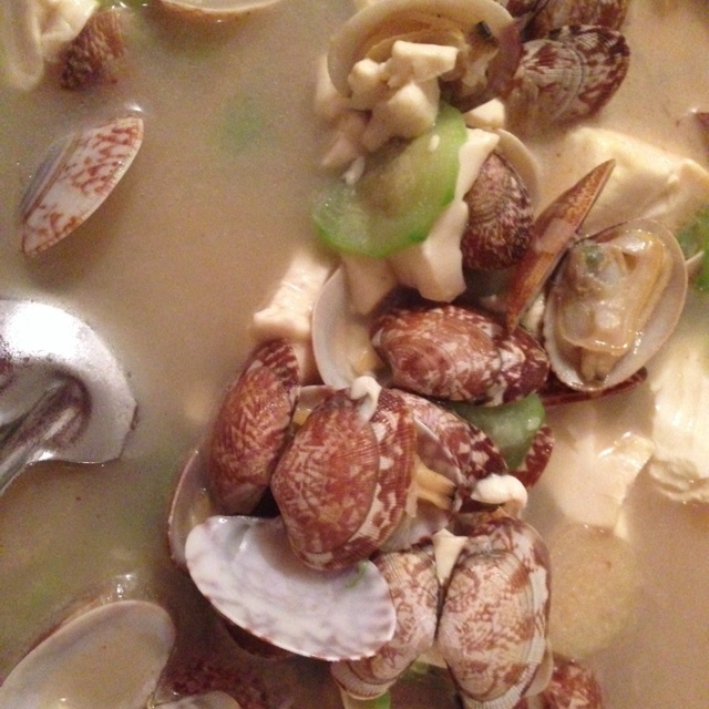 絲瓜花蛤豆腐湯