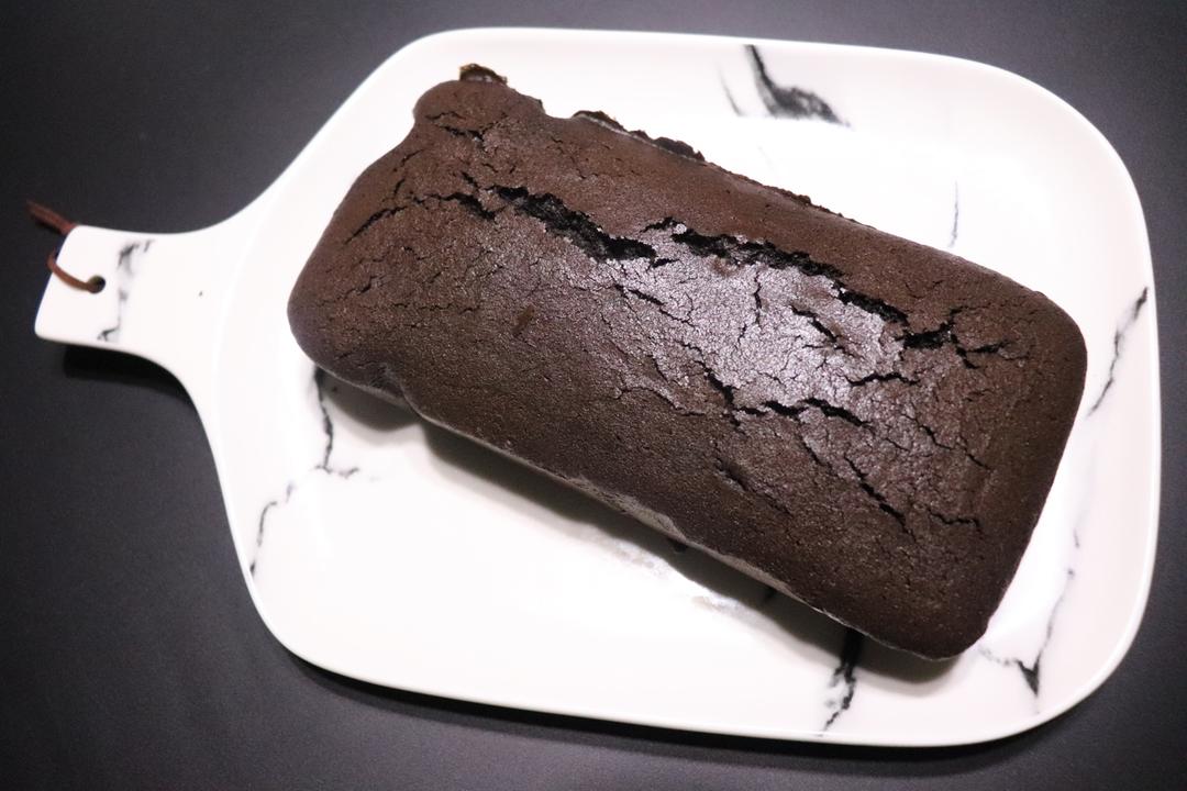 （消耗淡奶油）巧克力米粉磅蛋糕