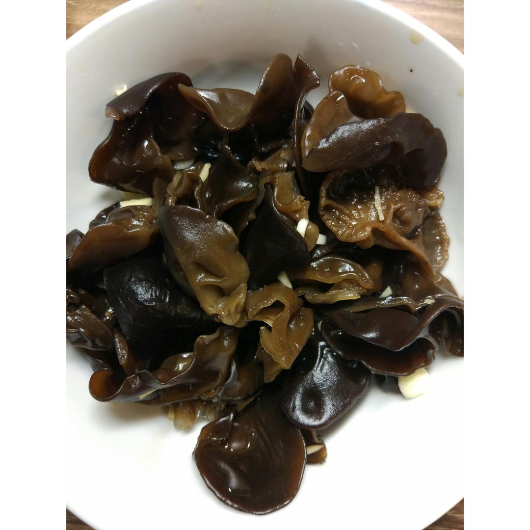凉拌黑木耳