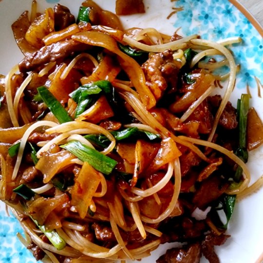 干炒牛河｜美食台