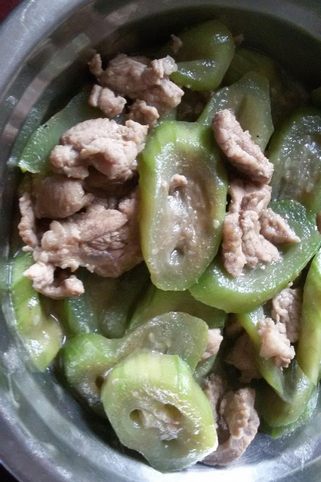 丝瓜炒瘦肉