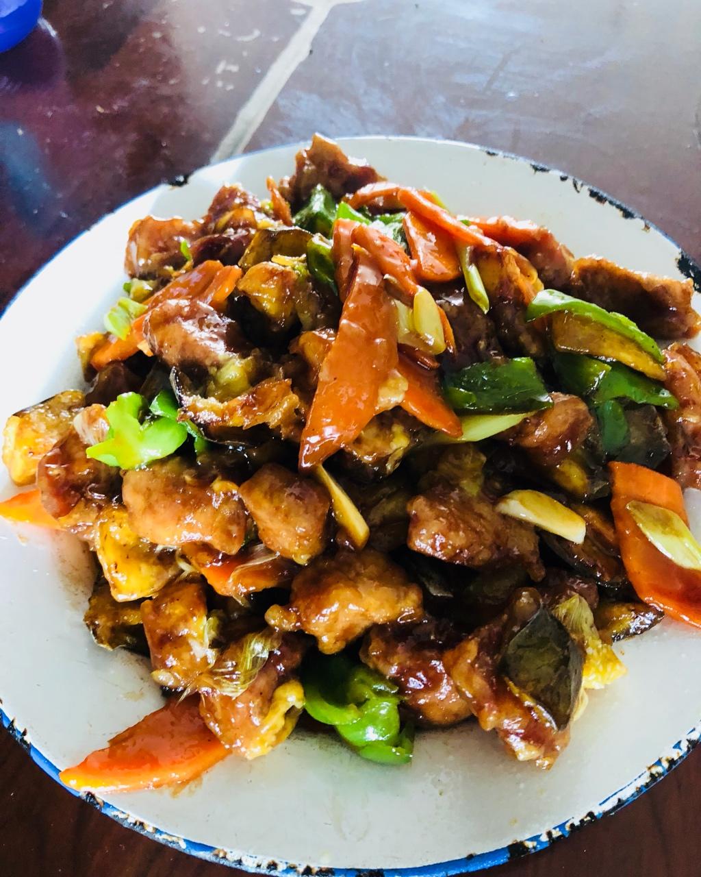 溜肉段烧茄子（东北硬菜呀哈哈）