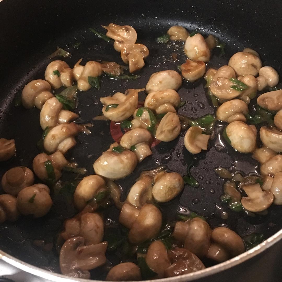 蚝油炒双菇
