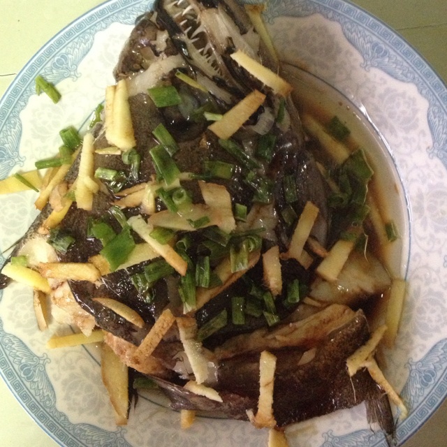 清蒸鸦片鱼头