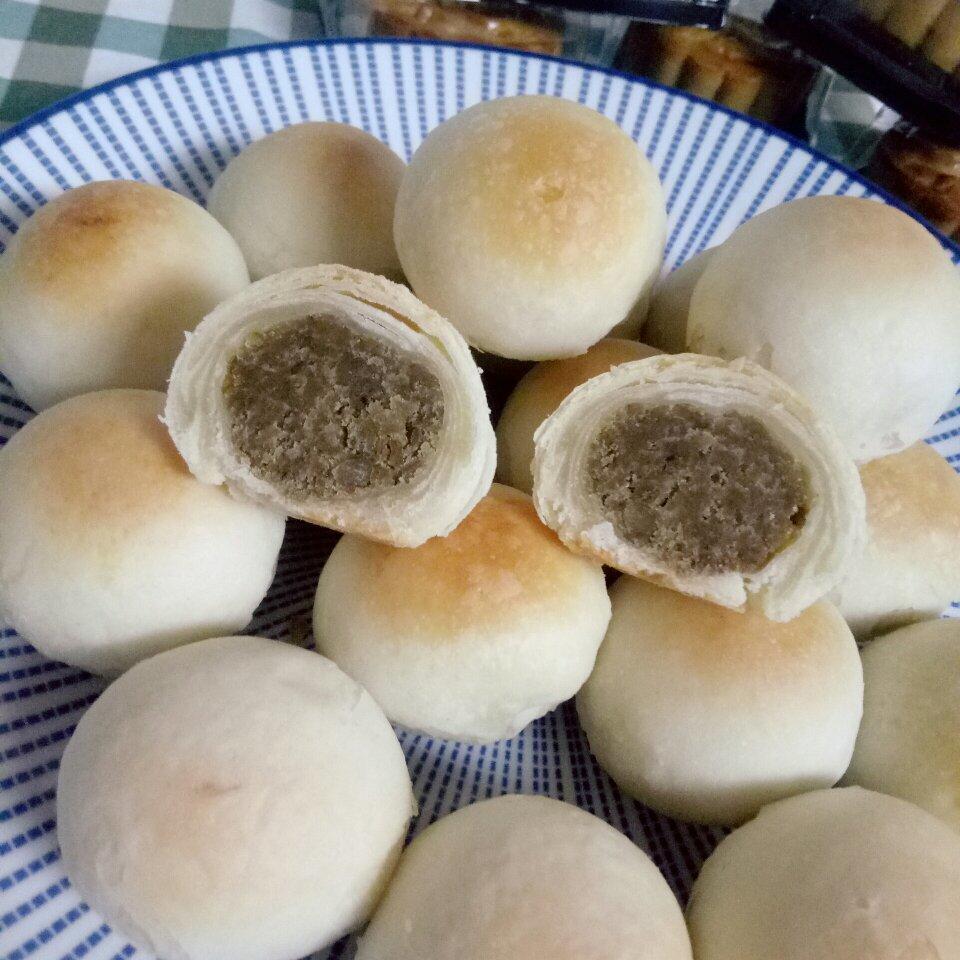 圆圆满满绿豆酥