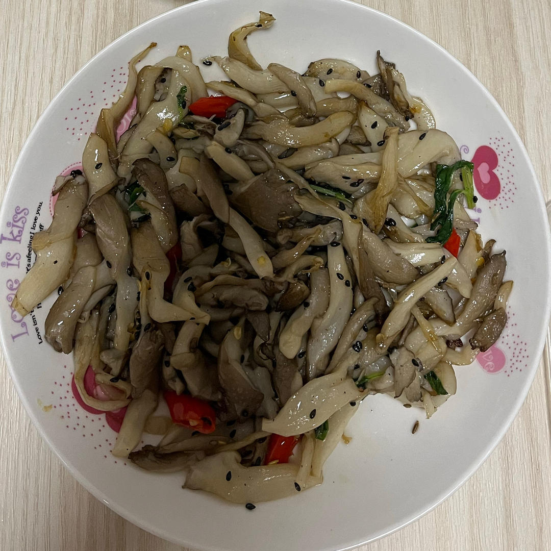 干煸平菇（有肉的味道）