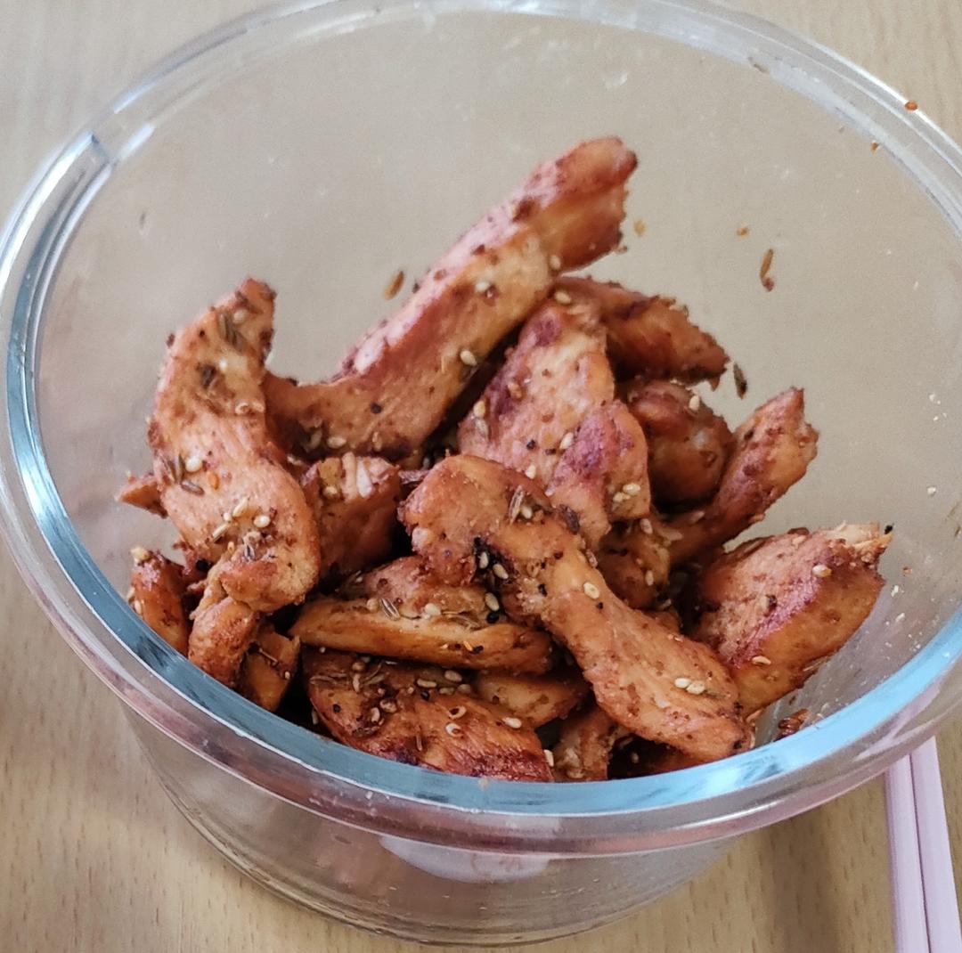 孜然鸡胸肉，低脂低卡好吃无压力。