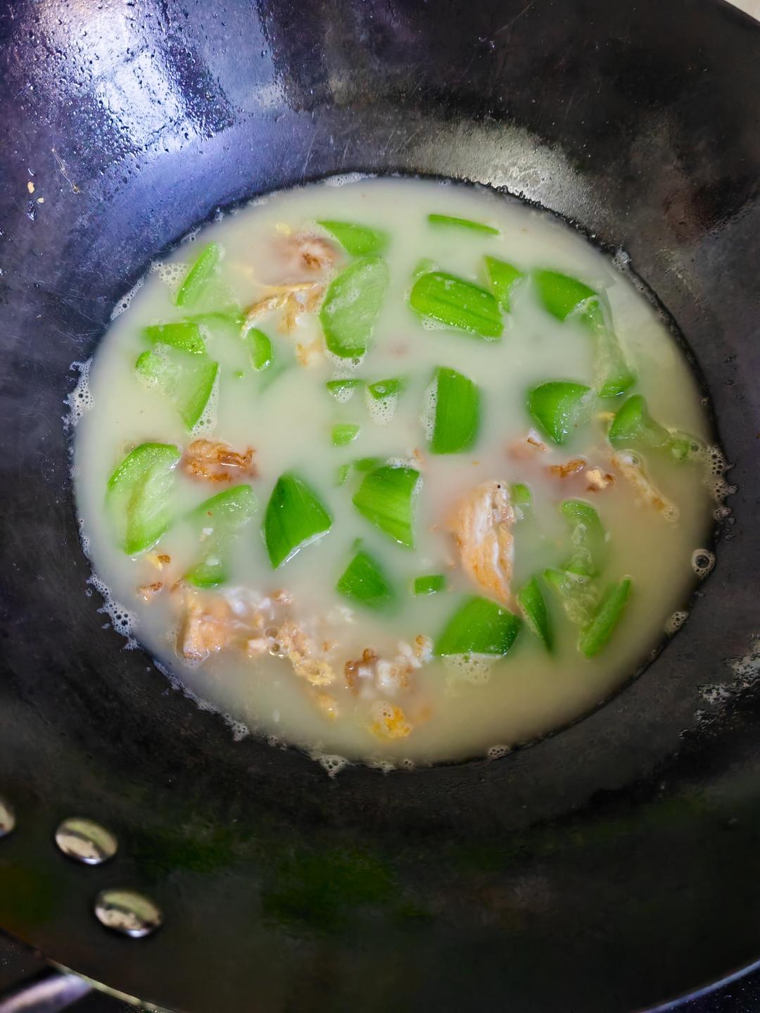 丝瓜蛋汤
