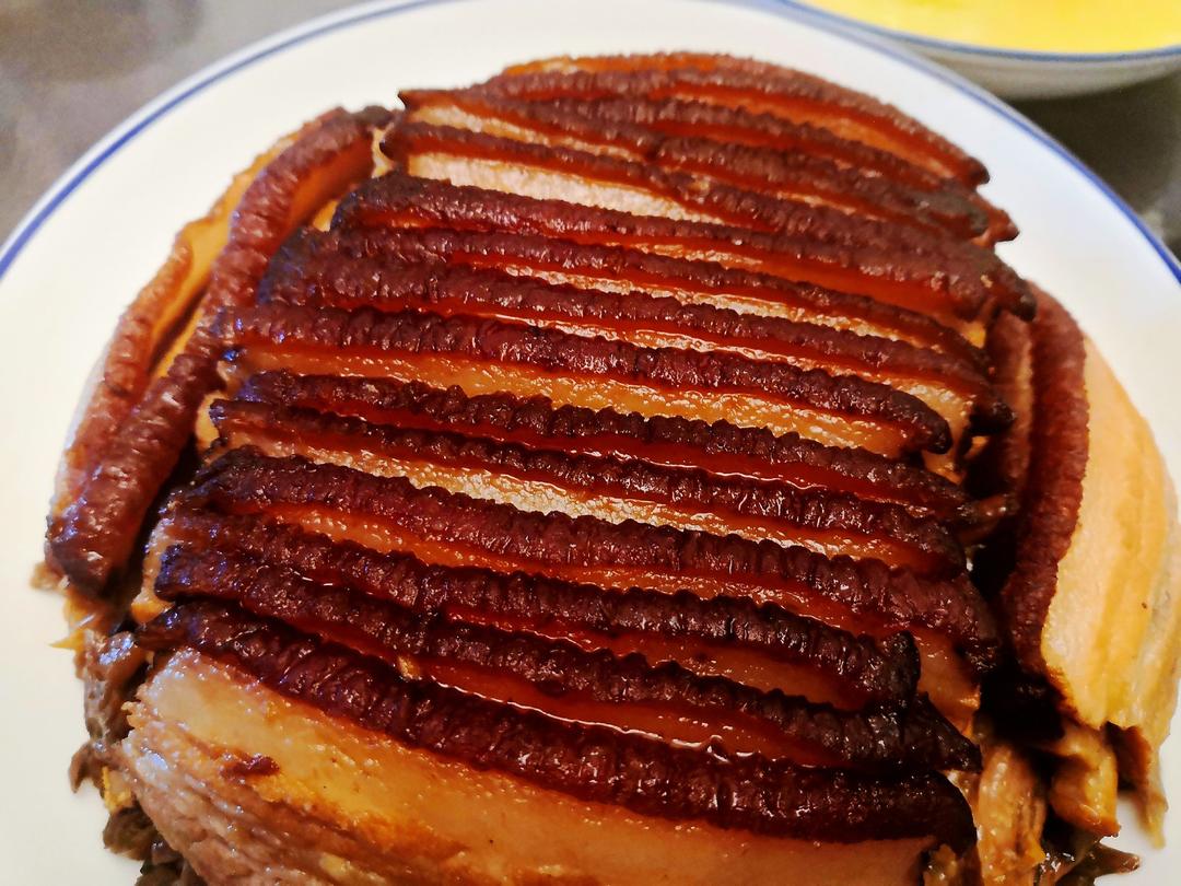 为两小只学下厨做的厨师长教你咸烧白的正宗做法一看就有食欲