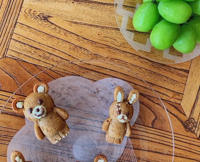 小熊小兔造型蛋糕的做法