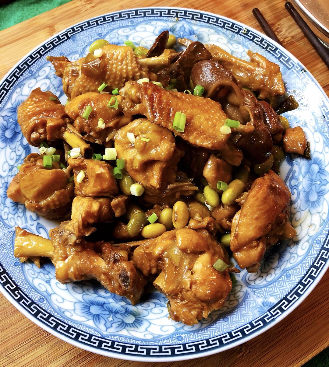 仔鸡烧肉