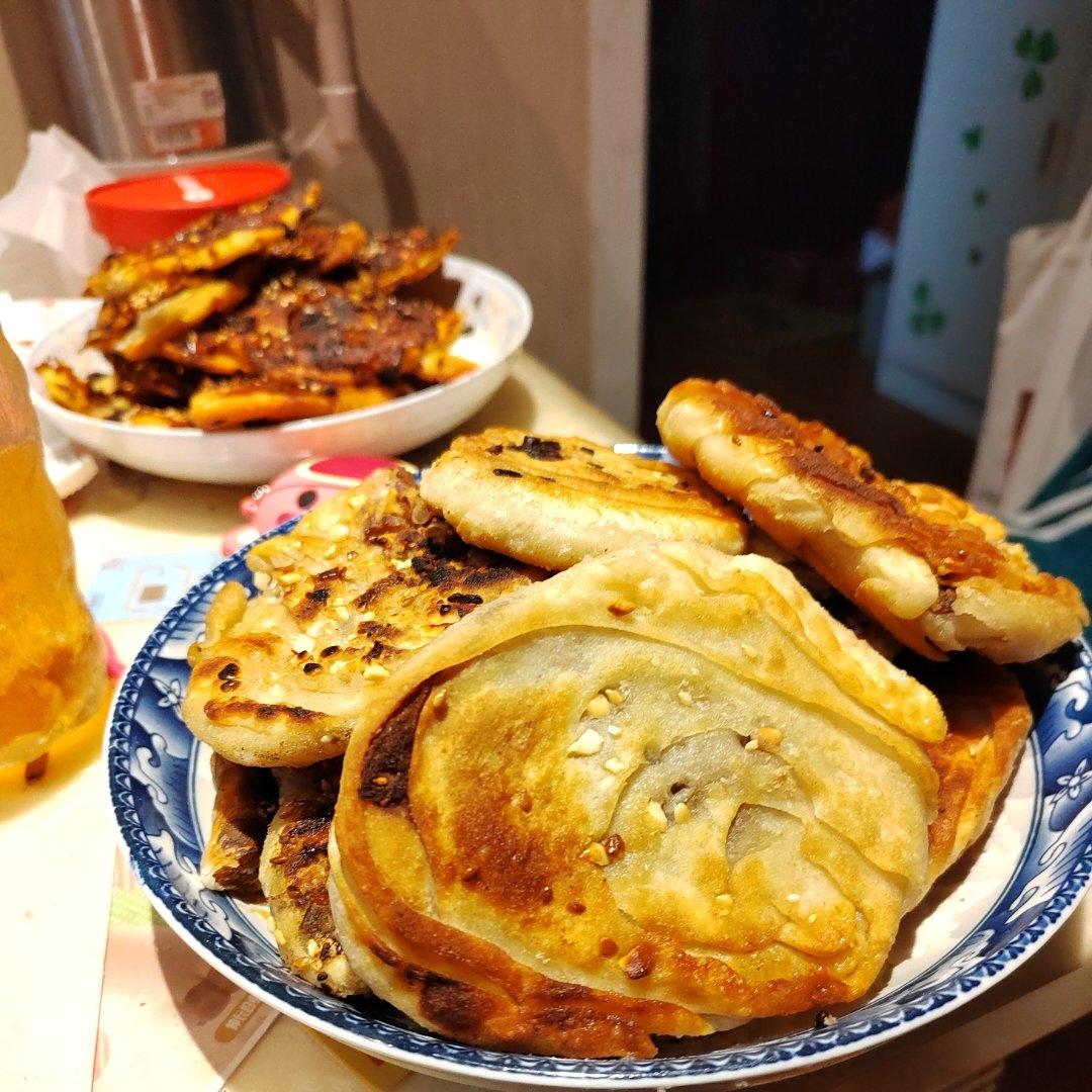 吃不够的糖酥饼 娃的最爱 家常红糖酥饼 酥到直掉渣 附细节视频详解