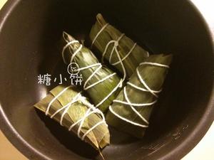 【培根香菇豌豆粽子】龙舟形包法2的做法 步骤10