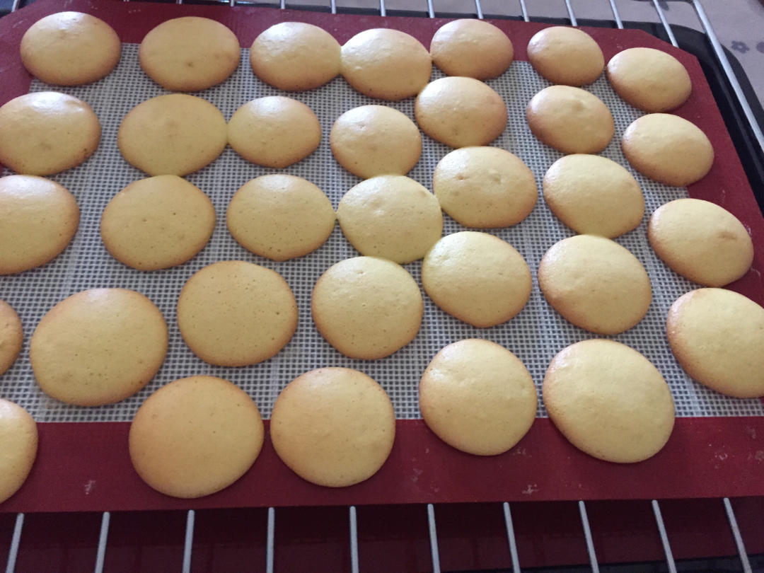 简便的鸡蛋饼干，特别适合小孩子吃