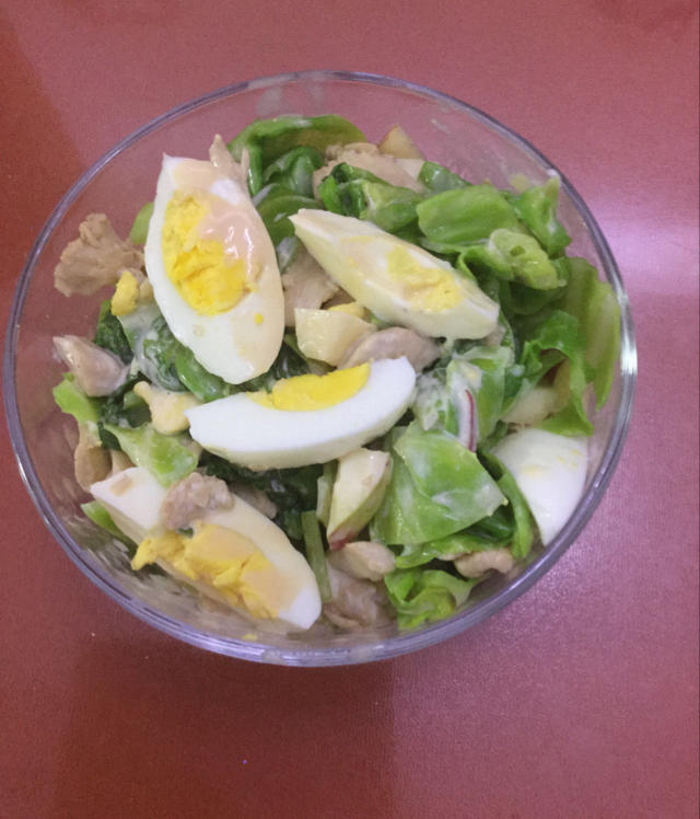鸡肉蔬菜沙拉